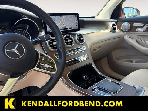 Used 2020 Mercedes-Benz GLC 300 4MATIC image 10