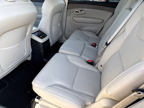 New 2026 Volvo XC90 T8 Ultra w/ Protection Package Premier image 21