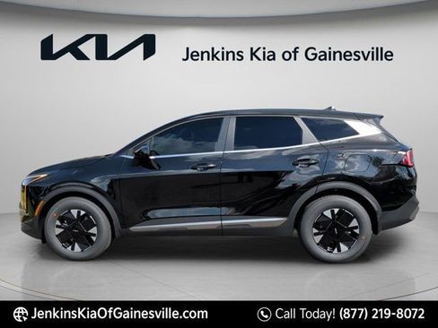 New 2026 Kia Sportage LX FWD image 9
