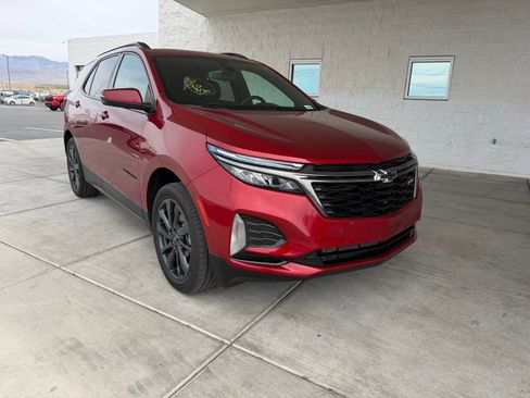 Used 2023 Chevrolet Equinox RS w/ RS Leather Package image 1