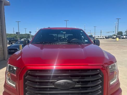 Used 2016 Ford F150 XLT w/ Equipment Group 302A Luxury RWD image 8