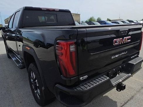 Used 2025 GMC Sierra 3500 Denali w/ Denali Reserve Package AWD/4WD image 5
