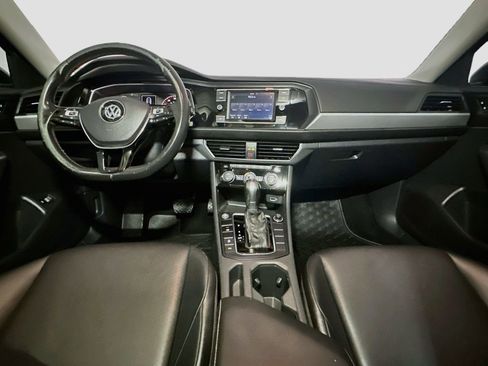 Used 2019 Volkswagen Jetta SE FWD image 9