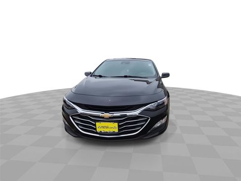 Used 2024 Chevrolet Malibu LT FWD image 3