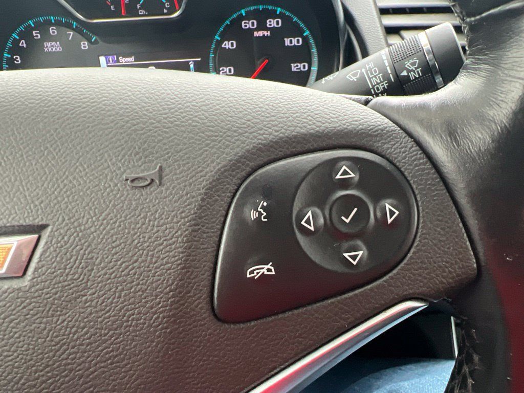 Used 2018 Chevrolet Impala LT FWD image 12