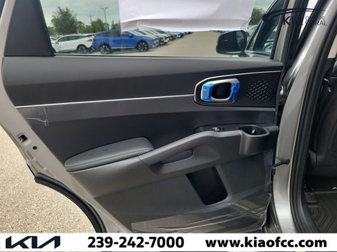 New 2026 Kia Sorento EX AWD/4WD image 12
