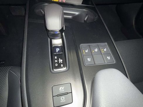 New 2025 Lexus UX 300h AWD image 15