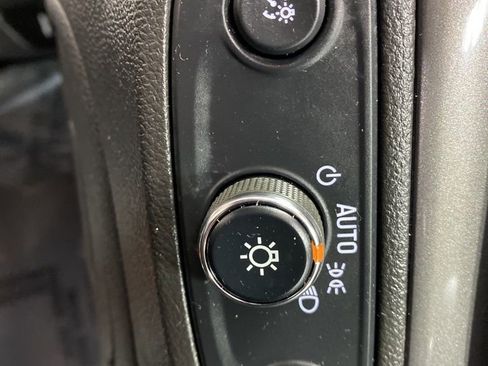 Used 2017 Buick Encore Essence image 29