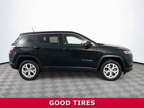 Used 2024 Jeep Compass Sport AWD/4WD image 29