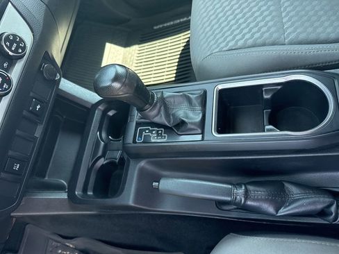Used 2022 Toyota Tacoma SR AWD/4WD image 21