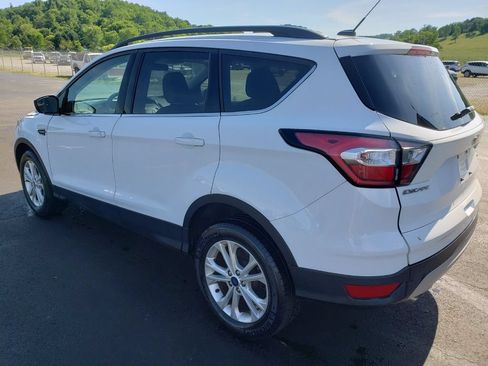 Used 2018 Ford Escape SE AWD/4WD image 6