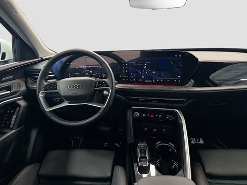 Certified 2025 Audi Q5 Premium AWD/4WD image 23