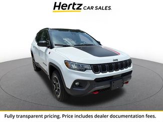 Used 2025 Jeep Compass Trailhawk AWD/4WD video 1