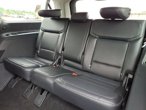 Used 2025 Ford Expedition Max Platinum AWD/4WD image 15