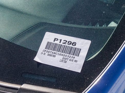 Used 2019 Subaru Crosstrek 2.0i Limited w/ Moonroof Package w/Navigation image 26