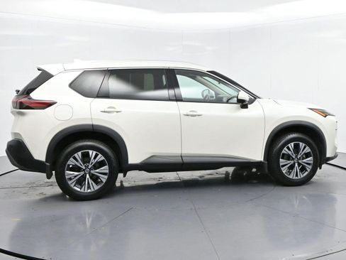 Used 2021 Nissan Rogue SV w/ Premium Package AWD/4WD image 8