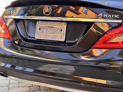 Used 2014 Mercedes-Benz CLS 550 4MATIC image 7