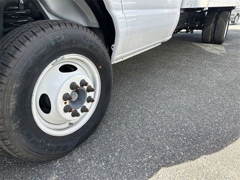 New 2024 Ford E-450 and Econoline 450 Super Duty w/ Power Windows & Locks Group image 22