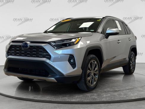 Used 2023 Toyota RAV4 Limited AWD/4WD image 3