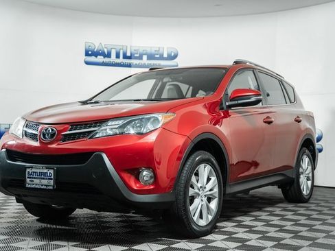 Used 2015 Toyota RAV4 Limited image 3