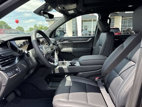 New 2026 GMC Acadia Elevation w/ Elevation Premium Package FWD image 14