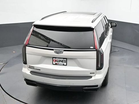 Used 2021 Cadillac Escalade Sport w/ Driver Assist Tech Package AWD/4WD image 41