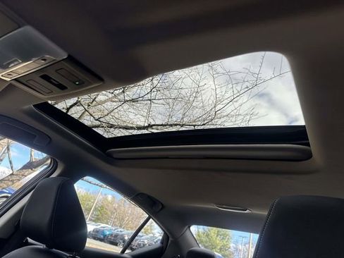 Used 2023 Nissan Altima 2.5 SV w/ SV Premium Package image 14