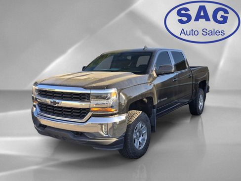 Used 2018 Chevrolet Silverado 1500 LT w/ All Star Edition AWD/4WD image 2