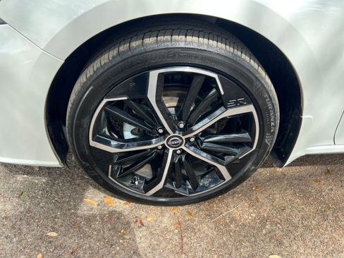 Used 2025 Nissan Altima 2.5 SR image 25