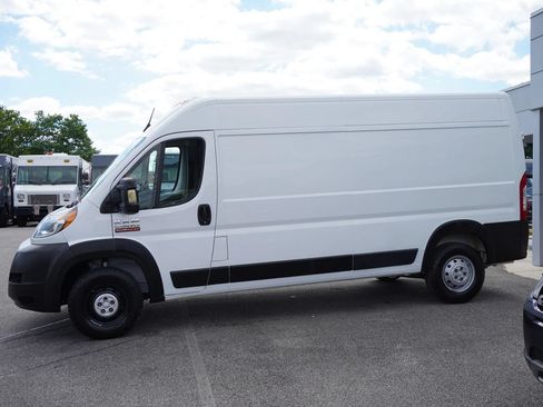 Used 2022 RAM ProMaster 2500 FWD image 3