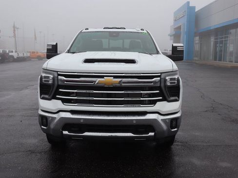 New 2026 Chevrolet Silverado 3500 LTZ w/ LTZ Convenience Package image 25