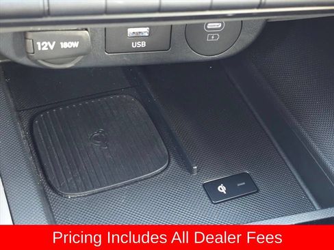 Used 2025 Hyundai Elantra Sport FWD image 17