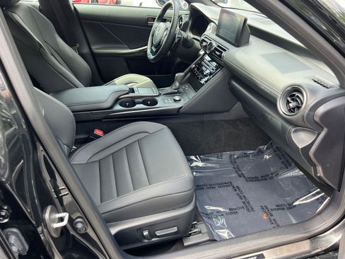 Certified 2025 Lexus IS 350 F Sport RWD image 14