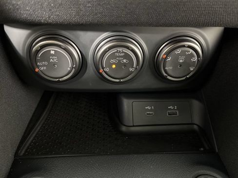 Used 2025 Nissan Z Sport w/ Floor Mat Package RWD image 30