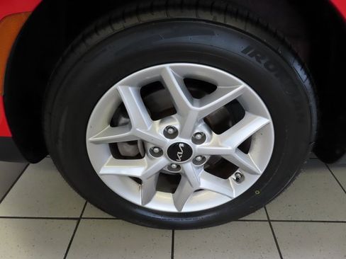 Used 2024 Kia Soul LX w/ Option Group 015 image 15