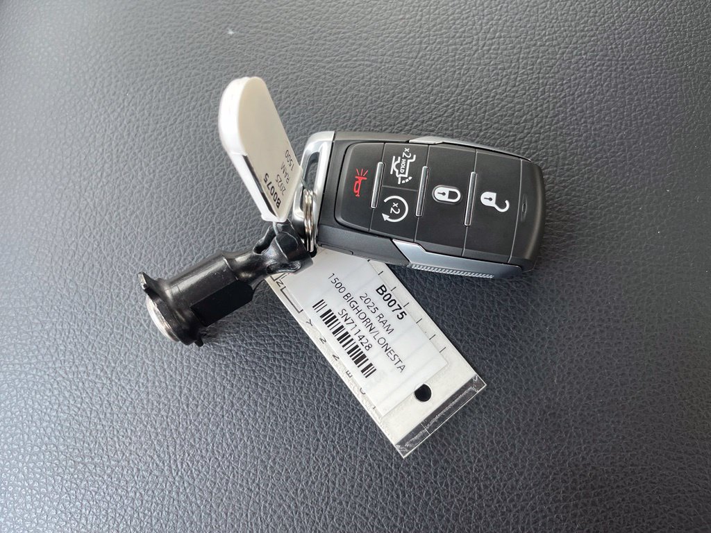 Used 2025 RAM 1500 Big Horn AWD/4WD image 36