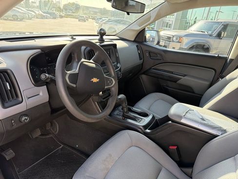 Used 2021 Chevrolet Colorado W/T w/ Custom Special Edition RWD image 2