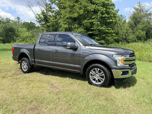 Used 2020 Ford F150 Lariat RWD image 7