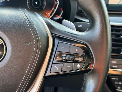 Used 2021 BMW 530i w/ Premium Package RWD image 20