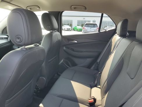 Certified 2024 Buick Encore GX Preferred AWD/4WD image 10