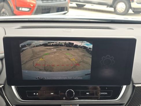 Used 2024 Nissan Altima 2.5 SR w/ SR Premium Package image 33