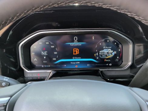 New 2026 Chevrolet Silverado 2500 ZR2 AWD/4WD image 21