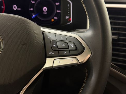 Used 2022 Volkswagen Atlas SE FWD image 16