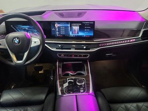 Used 2025 BMW X7 xDrive40i image 18
