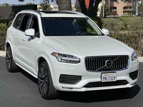 Used 2021 Volvo XC90 T5 Momentum w/ Advanced Package image 23