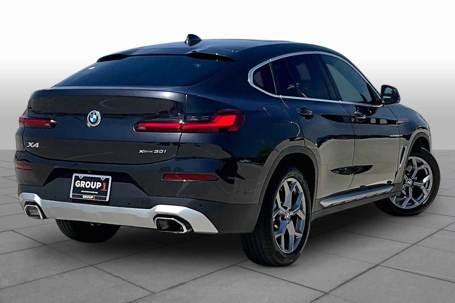 Used 2025 BMW X4 xDrive30i AWD/4WD image 12