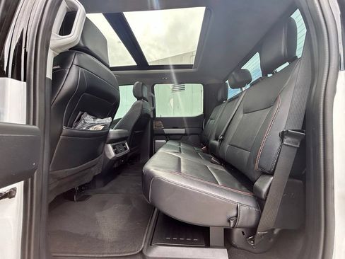 Used 2024 Ford F250 Lariat w/ Lariat Ultimate Package AWD/4WD image 39