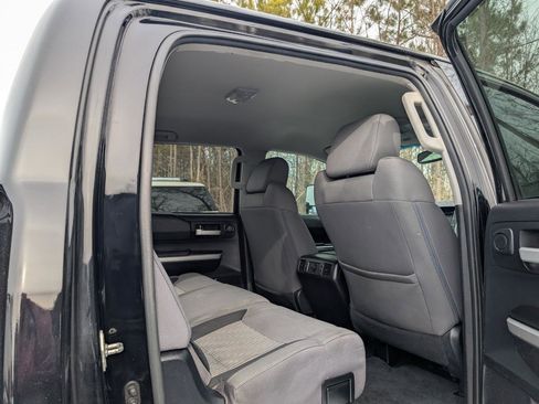 Used 2016 Toyota Tundra SR5 w/ SR5 Upgrade Package image 21