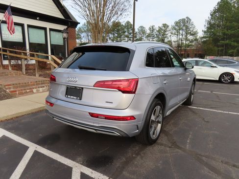 Used 2022 Audi Q5 2.0T Premium Plus w/ Premium Plus Package image 8