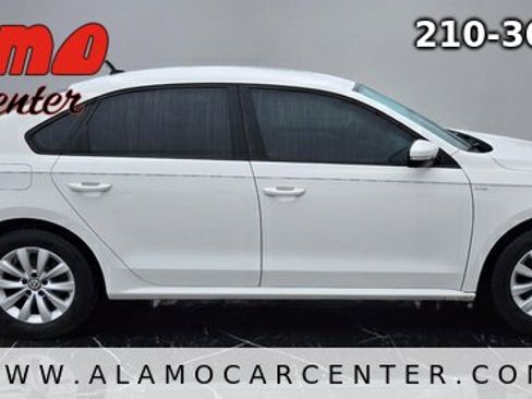Used 2014 Volkswagen Passat 1.8T Wolfsburg Edition FWD image 6